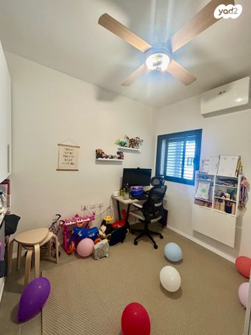 דירה, קניוק יורם, גני שרונה, קרית הממשלה, תל אביב יפו