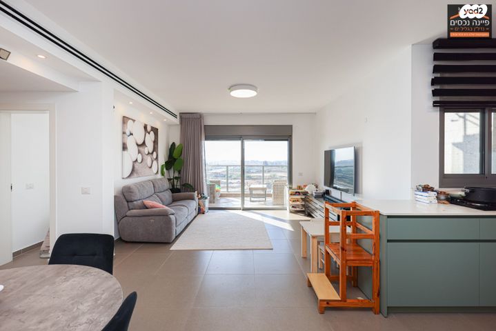 דירה, הרב עובדיה יוסף 9, גליל ים (מתחם הכוכבים), הרצליה