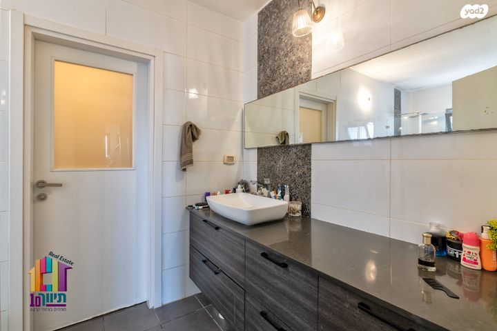 דירה, התורן, נאות רבין, יבנה