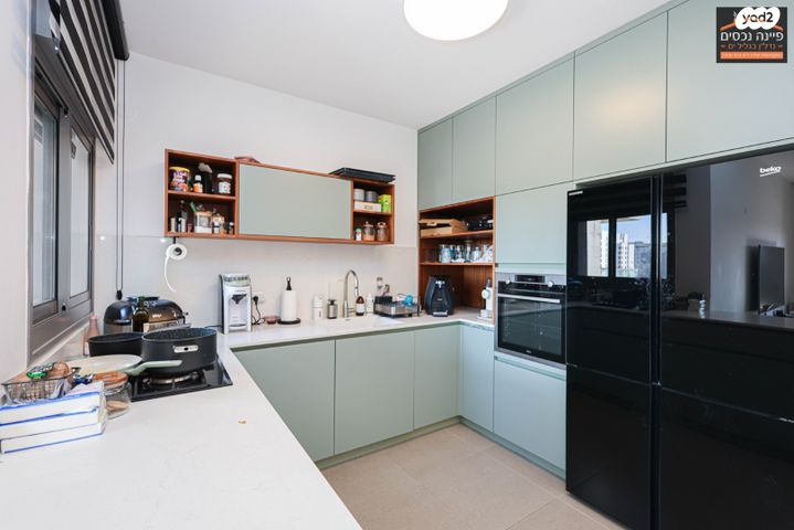 דירה, הרב עובדיה יוסף 9, גליל ים (מתחם הכוכבים), הרצליה