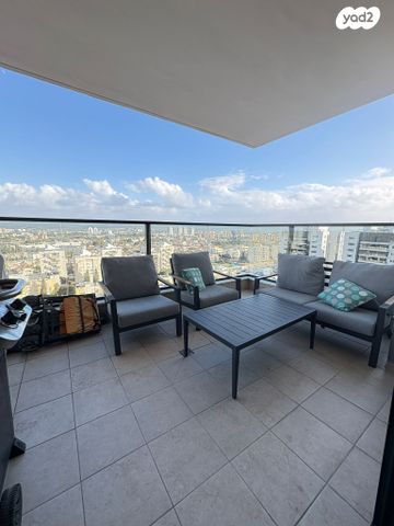 דירה, משה לוי, נאות שמיר, רמלה