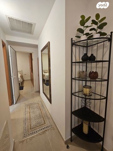 דירה, נגבה, רמת גן