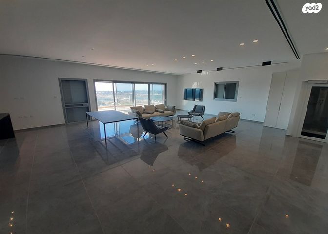 גג/ פנטהאוז, שאר העיר, הרצליה