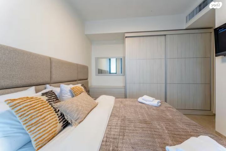 דירה, מחנה יהודה - לב העיר, ירושלים