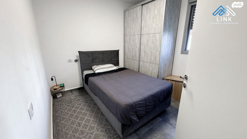 דירת גן, שדרות מנחם בגין, החותרים, טירת כרמל