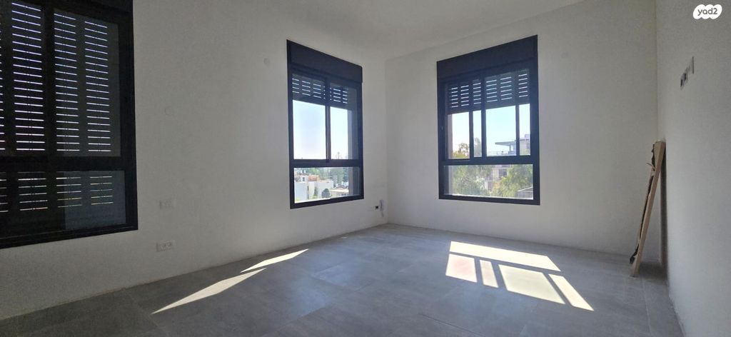 גג/ פנטהאוז, אלון, רמת השרון