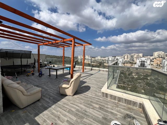 גג/ פנטהאוז, רבי ברכיה, נתיבות ישראל / רמת בית שמש ד-4, בית שמש