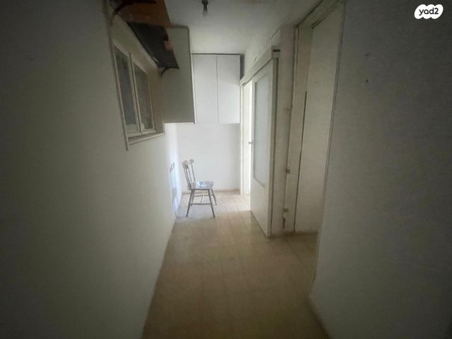 דירה, נתן אלבז 146, הראשונים, שלומי