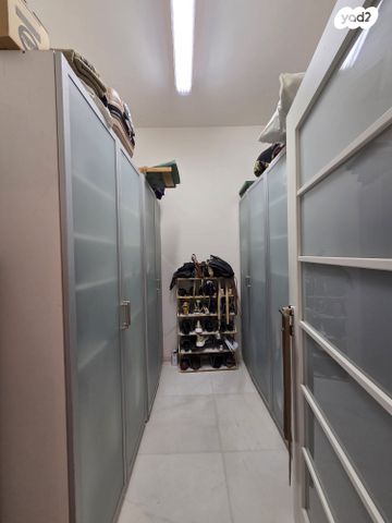 דירה, ניסים אלוני, צמרות איילון, פארק צמרת, תל אביב יפו