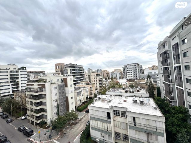 דירה, גרשום 9, נווה רם, שיכון מזרחי, רמת גן