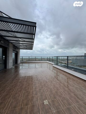 גג/ פנטהאוז