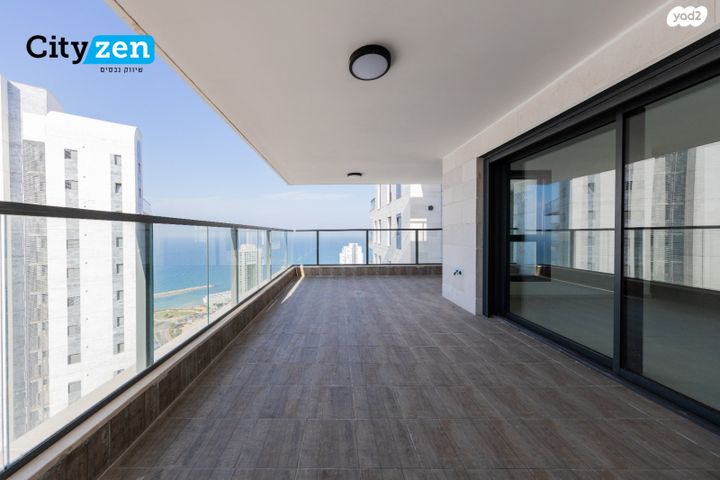 דירה, אמנון ליפקין שחק 3, נוף הטיילת, נתניה