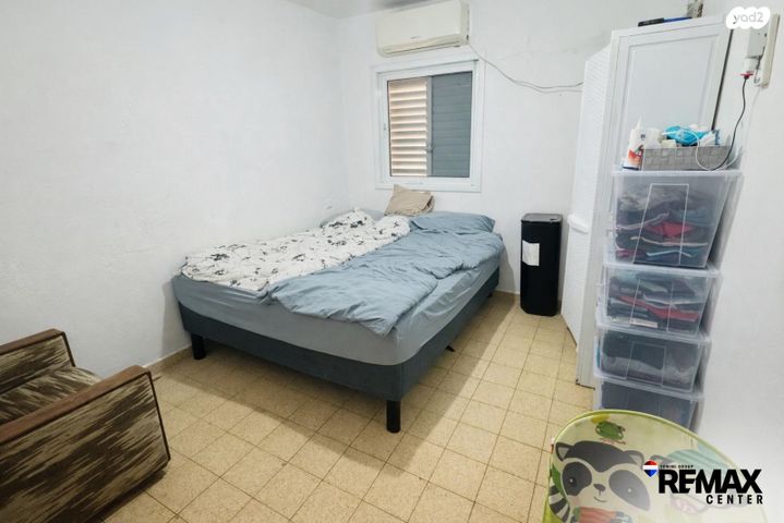 דירה, שדרות בר אילן, דרום מערב ותיק, בת ים