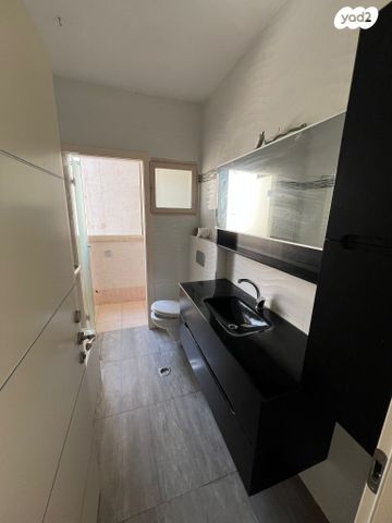 דירה, המעפילים 22, צפון מערב מרכז העיר, נתניה