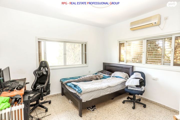 דו משפחתי, דילה רינה יוסף, שיכון דן, נווה דן, תל אביב יפו