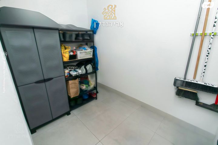 דו משפחתי, השדות, עתלית