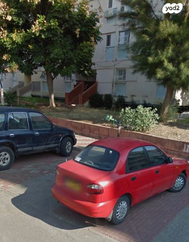 גיורא יוספטל 