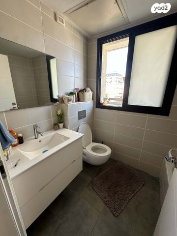 דירה, האשל, שכונת יהלום, מרכז העיר ב, רמת גן