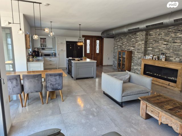 בית פרטי/ קוטג', פוריה עילית