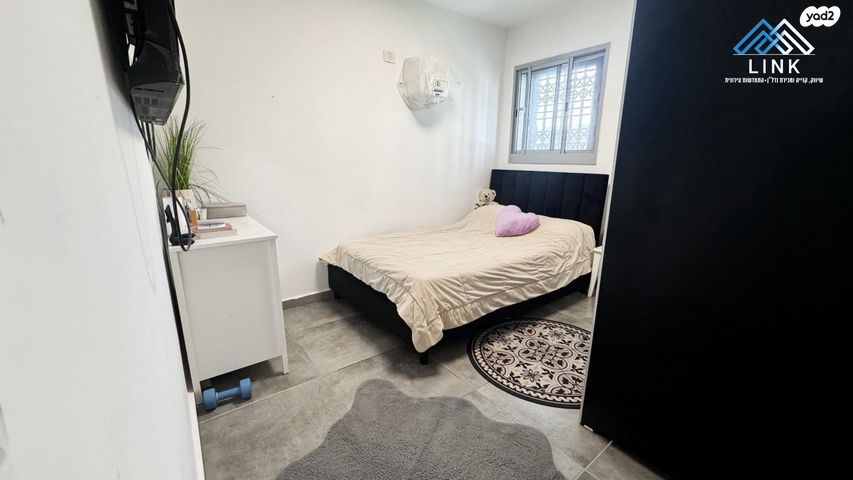 דירת גן, שדרות מנחם בגין, החותרים, טירת כרמל