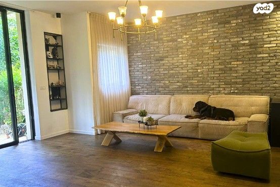 בית פרטי/ קוטג', דרך הפרחים, אזורי גדרה, גדרה