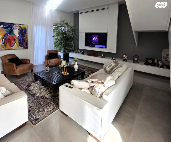 בית פרטי/ קוטג', נווה רום, רמת השרון