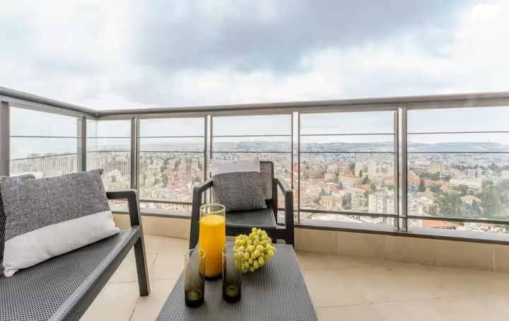 דירה, מחנה יהודה - לב העיר, ירושלים