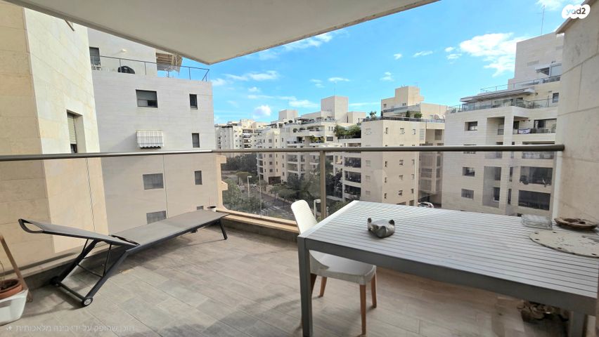 דירה, יוסף נקר, כפר גנים ג, פתח תקווה