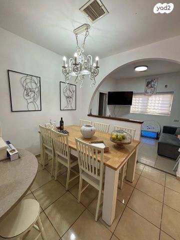 בית פרטי/ קוטג', שאר העיר, עומר