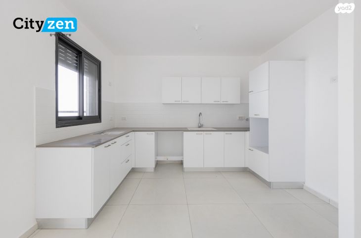 דירה, אמנון ליפקין שחק 3, נוף הטיילת, נתניה