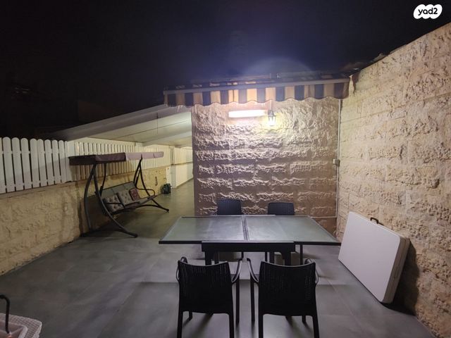 גג/ פנטהאוז, השר שפירא, דרום מערב ותיק, בת ים