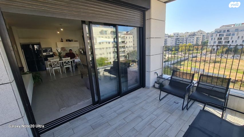 דירה, יאיר רוזנבלום, נווה זמר, רעננה