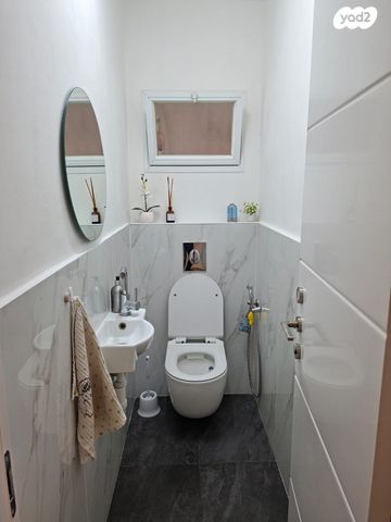 דירה, שדרות משה דיין, פסגת זאב, ירושלים