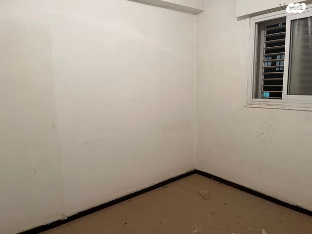 שדרות מרדכי בן פורת 82