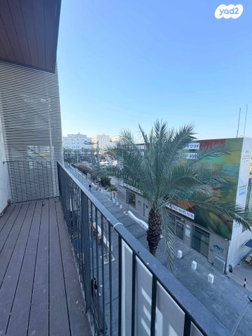 דירה, הנמל 19, שער פלמר, תחנת רכבת השמונה, חיפה