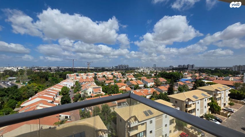 דירה, משעול גיל, ותיקים, כפר סבא