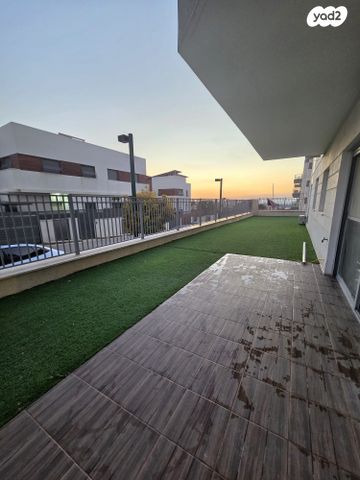 דירת גן, אשכולית 32, רמות הרכס, באר שבע