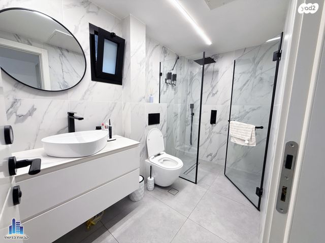 דירה, שדרות בר אילן 32, דרום מערב ותיק, בת ים