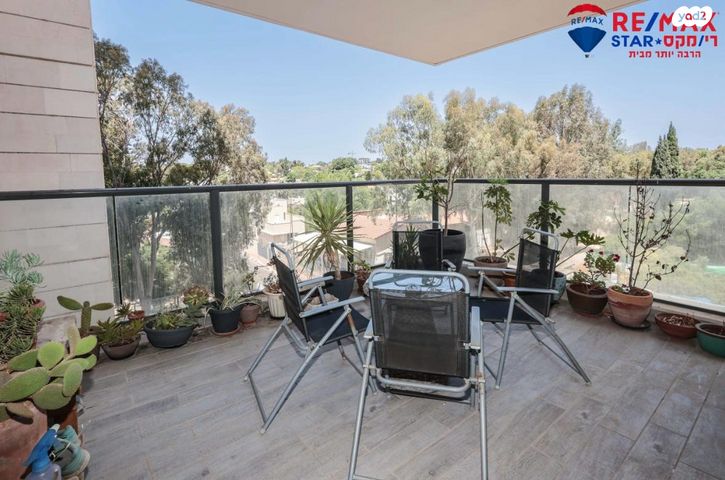 דירה, רמת השרון