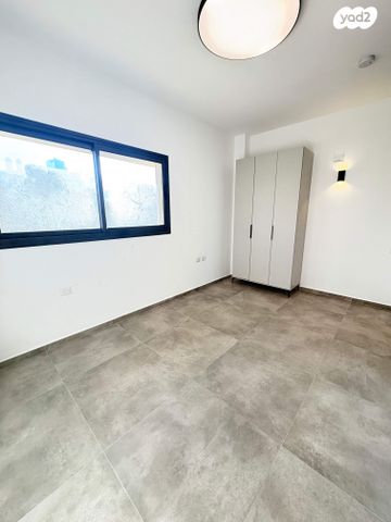 דירה, הנמל 19, שער פלמר, תחנת רכבת השמונה, חיפה