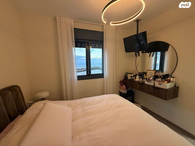 דירה, דולפין 2, גלי כרמל, טירת כרמל