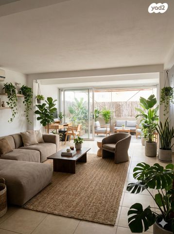 אוריאל אקוסטה 9