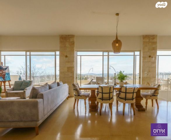 בית פרטי/ קוטג', כפר ורדים