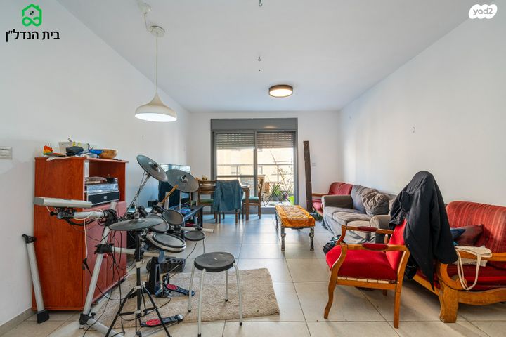 דירה, טורקיז, אבני חן, חריש