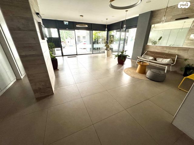 דירה, גרשום 9, נווה רם, שיכון מזרחי, רמת גן