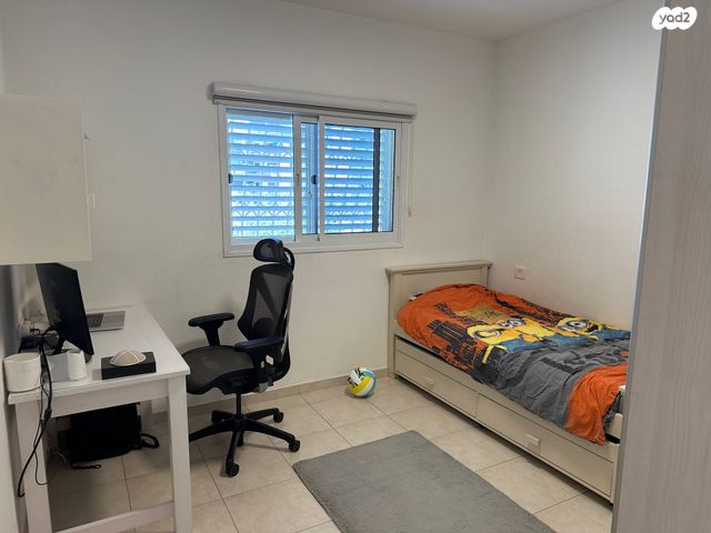 דו משפחתי, גן יבנה מערב, גן יבנה