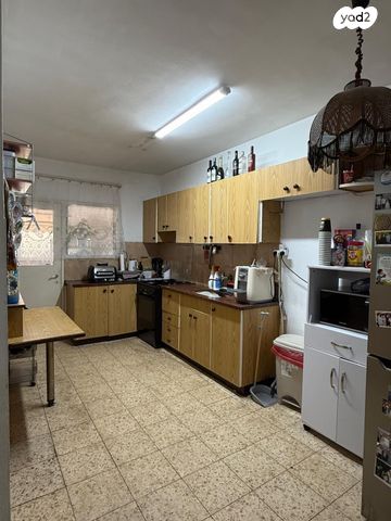 דירה, הגיבורים 68, מרכז העיר, חדרה