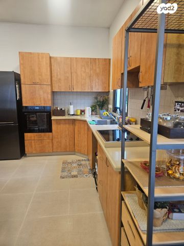 דירה, נגבה, רמת גן