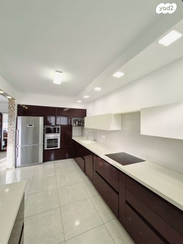 דירה, נחל בזק, מודיעין מכבים רעות