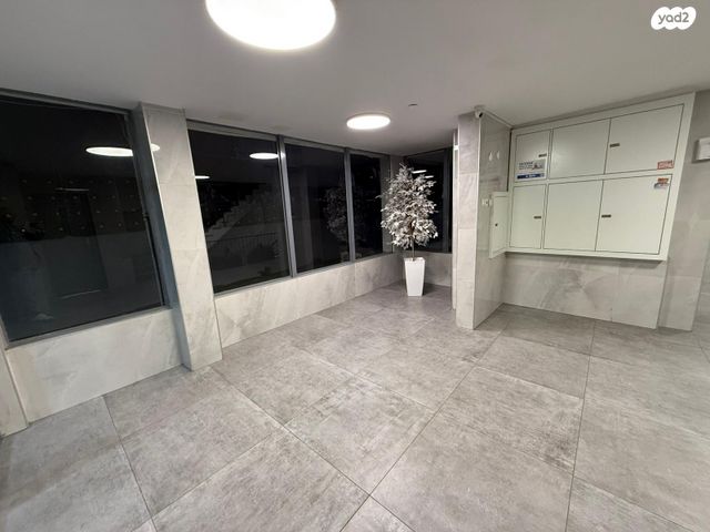 גג/ פנטהאוז, השר שפירא, דרום מערב ותיק, בת ים